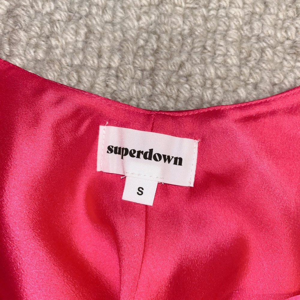 Revolve Top - Picture 5 of 5